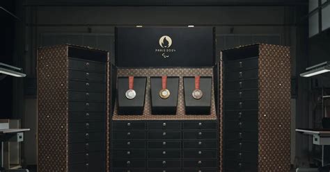 louis vuitton olympic medal case price